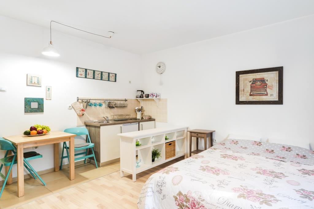 Apartment Roza Загреб Экстерьер фото